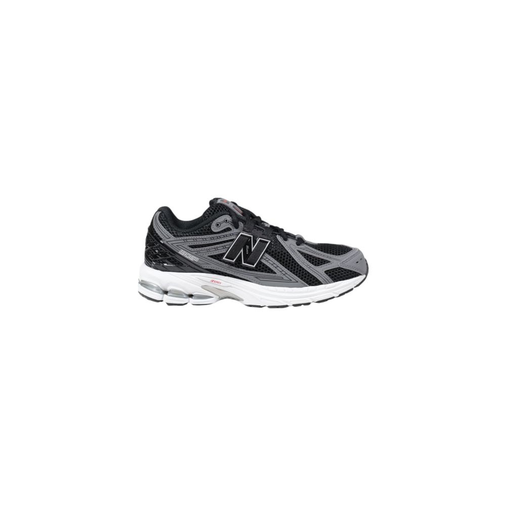 New Balance Black Synthetic Sneaker