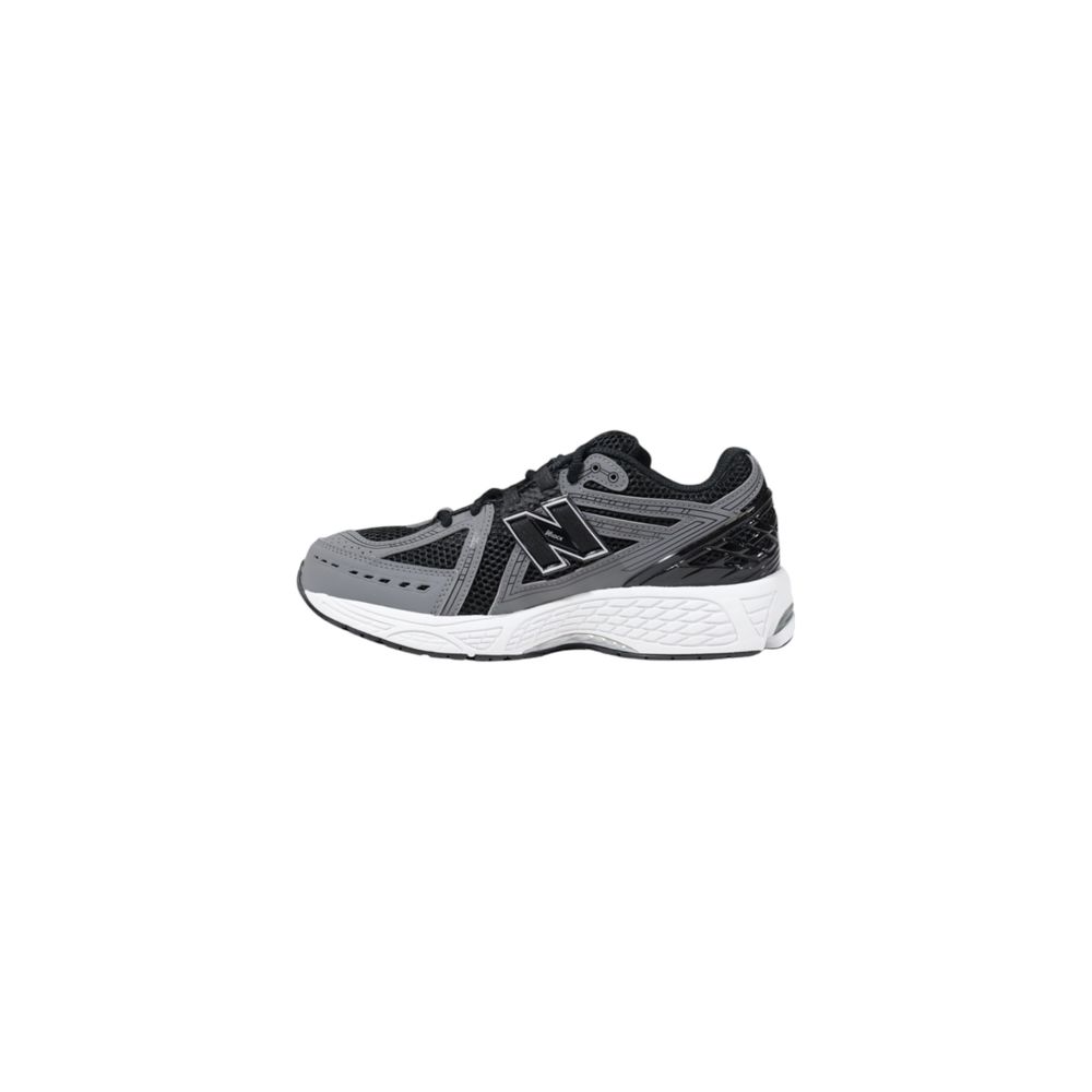 New Balance Black Synthetic Sneaker