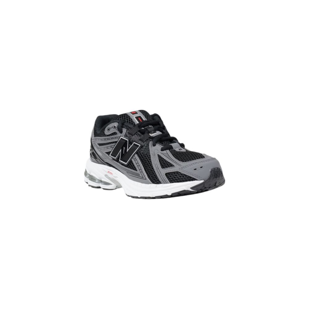 New Balance Black Synthetic Sneaker