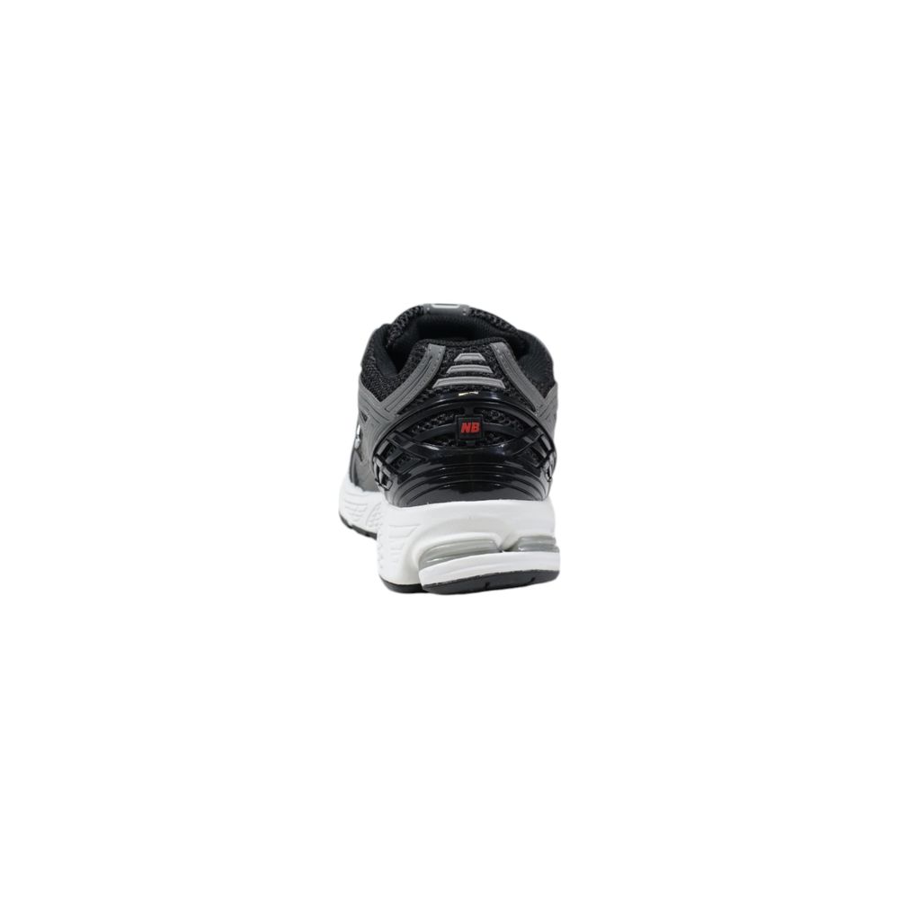 New Balance Black Synthetic Sneaker